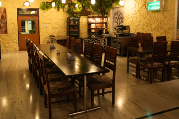 Nirwana Woods Restaurant